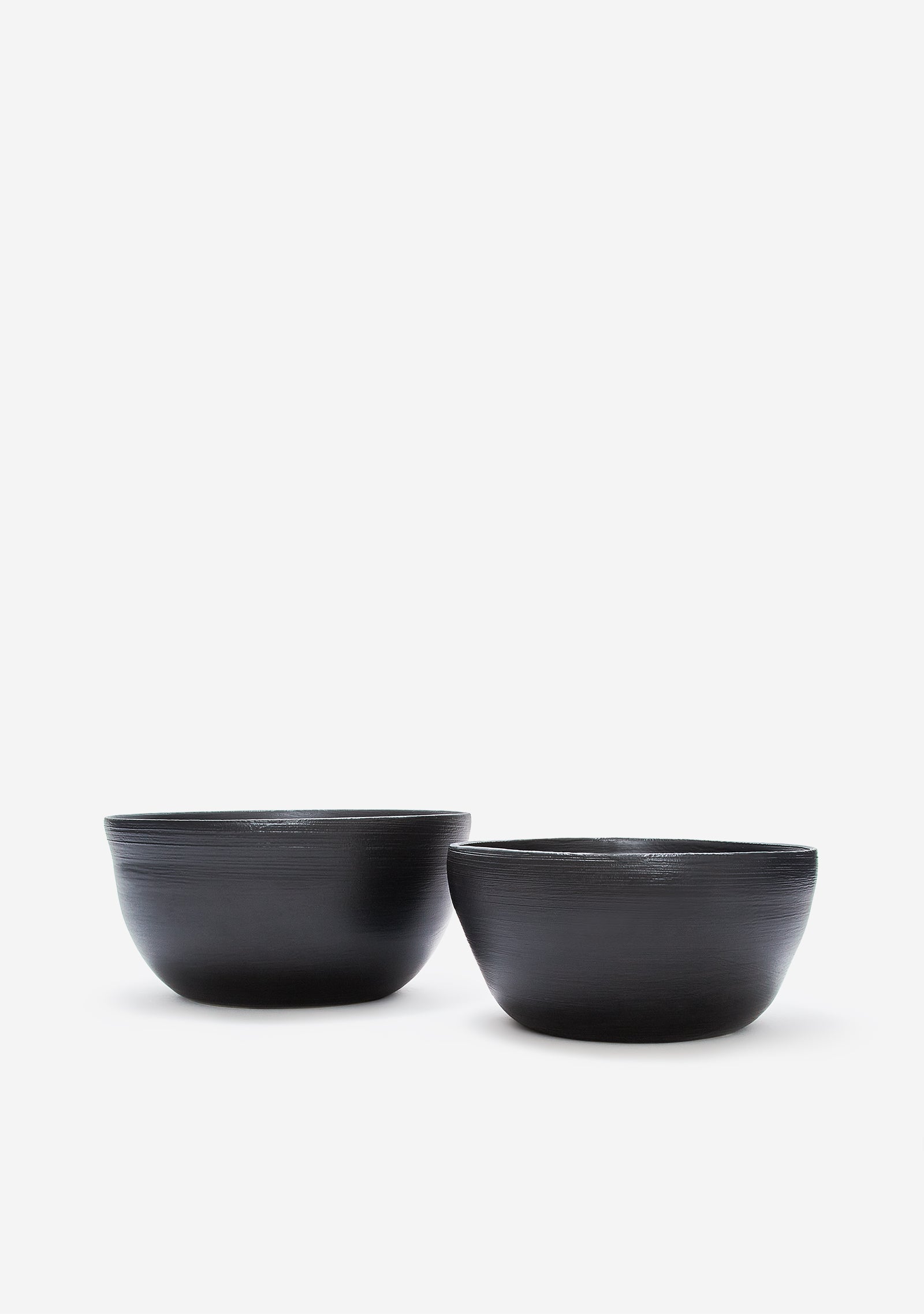 Beau Rush Black Matte Nesting Bowls