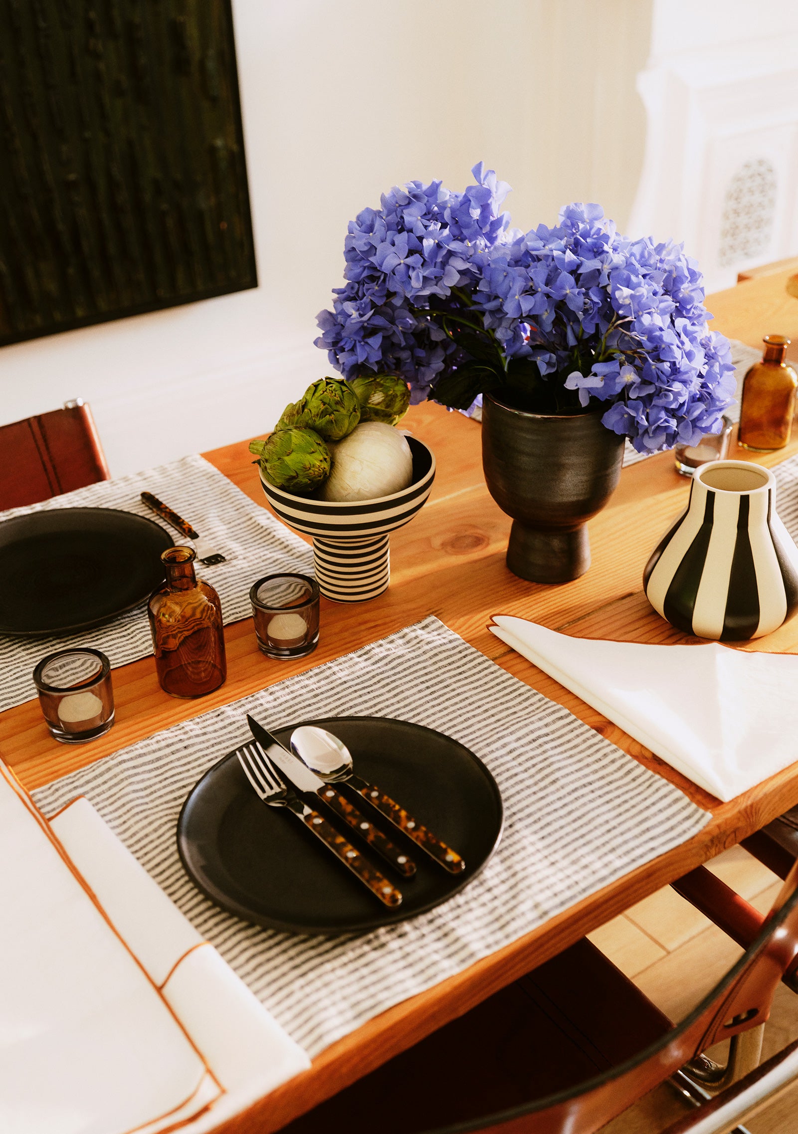 Corner Studio Mara Vase